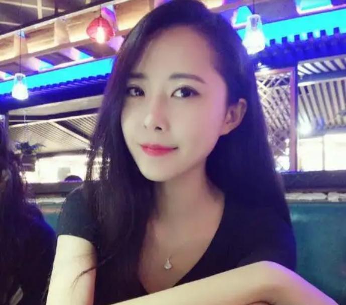 1979年属羊办公桌朝向方位，属羊办公室吉祥物摆放