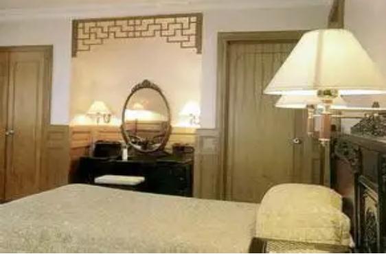 2025年8月16号农历闰六月廿三日,黄历忌宜财神方位查询