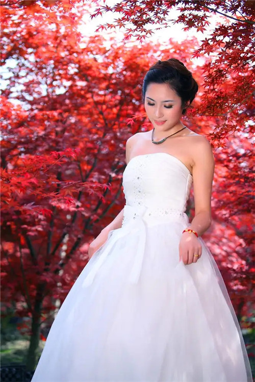 2025年9月10号农历七月十九日,黄历忌宜财神方位查询