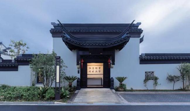 2025年9月25号农历八月初四日,黄历忌宜财神方位查询