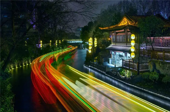 2025年10月11号农历八月二十日,黄历忌宜财神方位查询