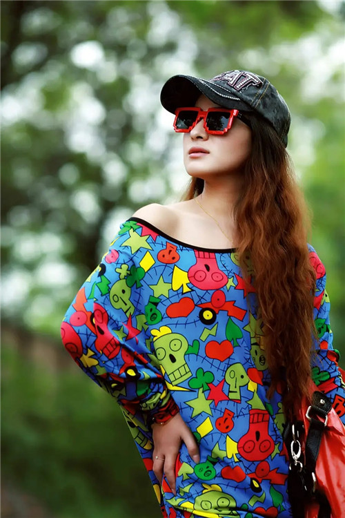 2025年11月2号农历九月十三日,黄历忌宜财神方位查询