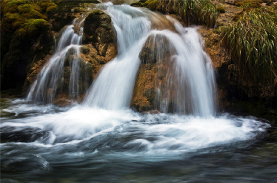 2025年12月6号农历十月十一日,黄历忌宜财神方位查询