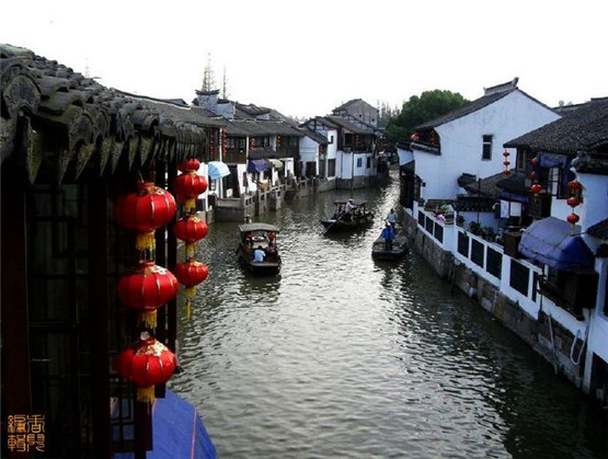 2025年12月8号农历十月十九日,黄历忌宜财神方位查询